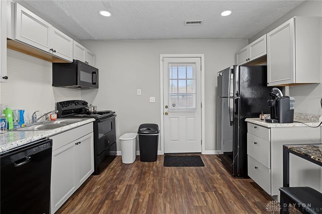 149 Diana Lane, Fairborn, OH 45324