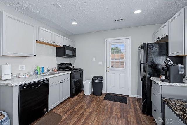 149 Diana Lane, Fairborn, OH 45324