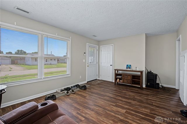 149 Diana Lane, Fairborn, OH 45324