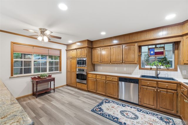 1598 E 60th Street, Tulsa, OK 74105