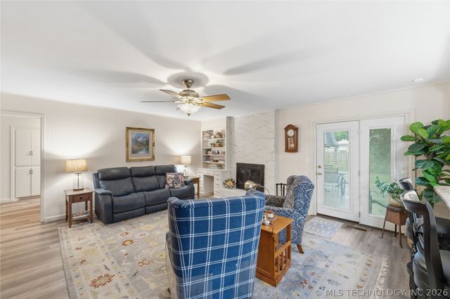 1598 E 60th Street, Tulsa, OK 74105