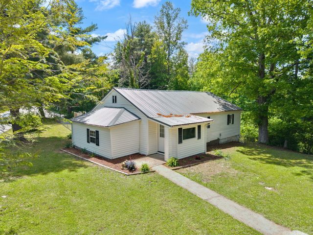 10591 State Hwy 504, Olive Hill, KY 41164