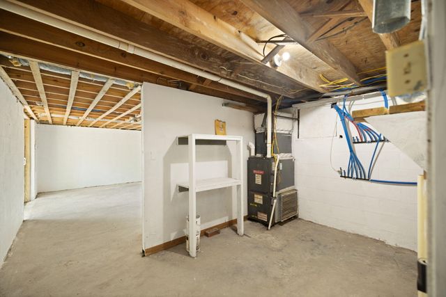 10591 State Hwy 504, Olive Hill, KY 41164