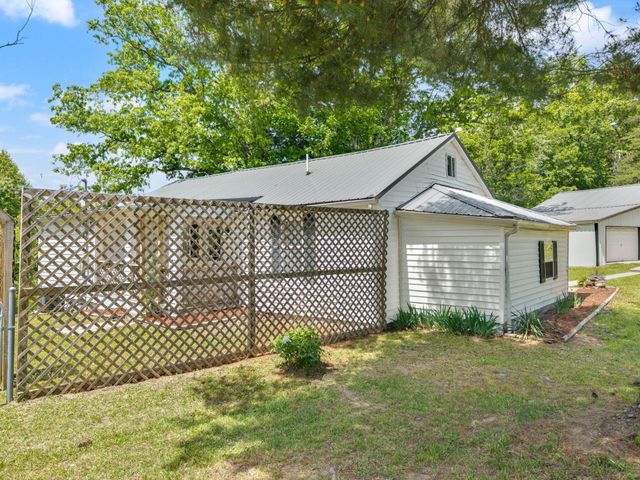 10591 State Hwy 504, Olive Hill, KY 41164