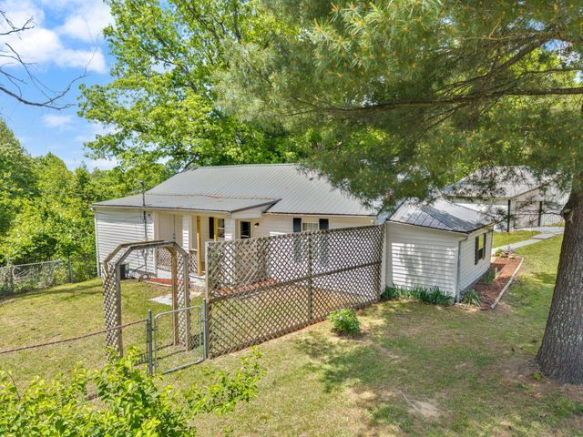 10591 State Hwy 504, Olive Hill, KY 41164