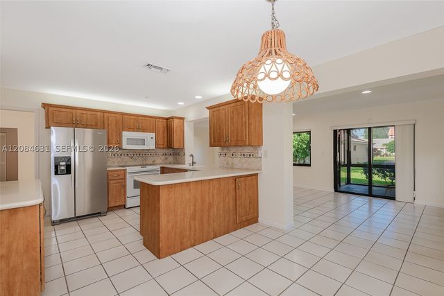 7905 Cloverfield, Boca Raton, FL 33433