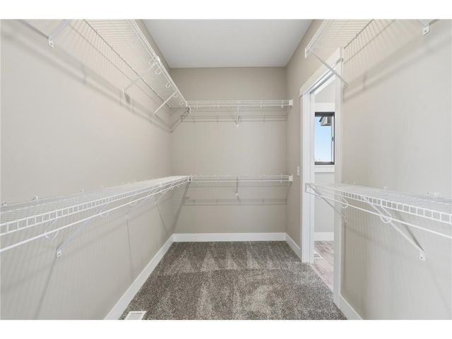 1432 E Oaks Trail, Houlton, WI 54082