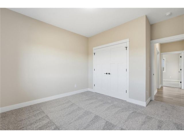 1432 E Oaks Trail, Houlton, WI 54082