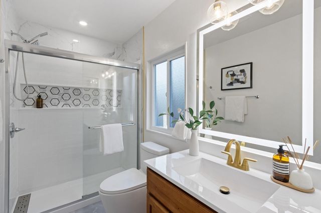 3723 3723 35Th Ave, Oakland, CA 94619