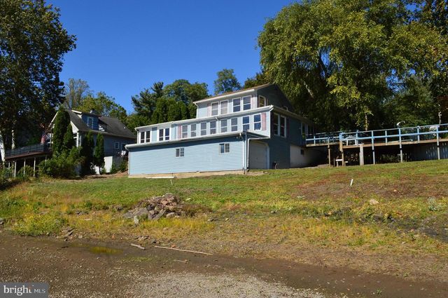 420 RIVER RD, Dauphin, PA 17018