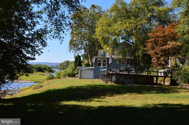 420 RIVER RD, Dauphin, PA 17018