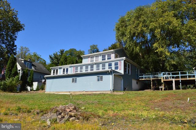 420 RIVER RD, Dauphin, PA 17018