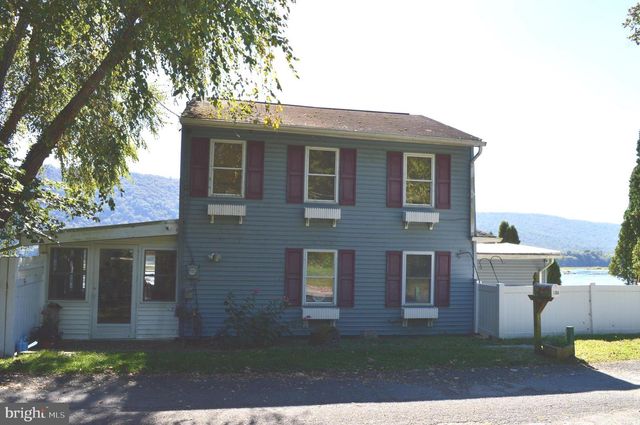 420 RIVER RD, Dauphin, PA 17018