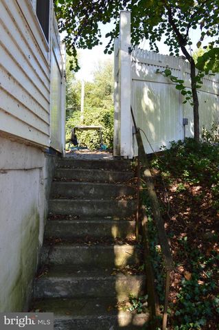 420 RIVER RD, Dauphin, PA 17018