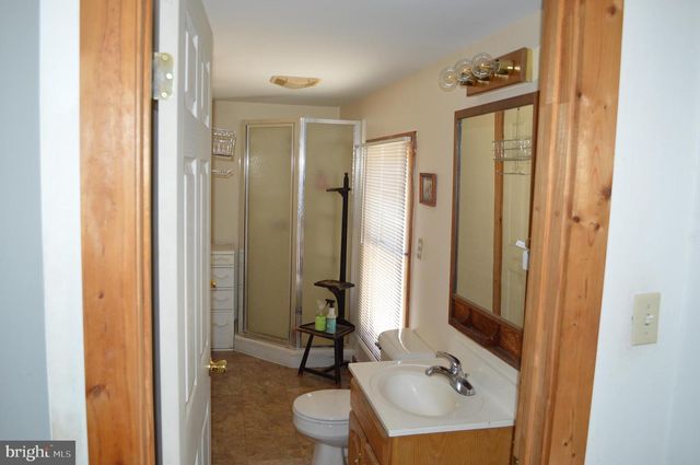 420 RIVER RD, Dauphin, PA 17018