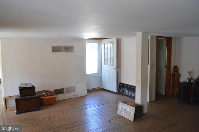 420 RIVER RD, Dauphin, PA 17018