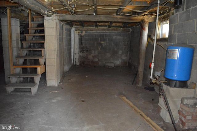 420 RIVER RD, Dauphin, PA 17018