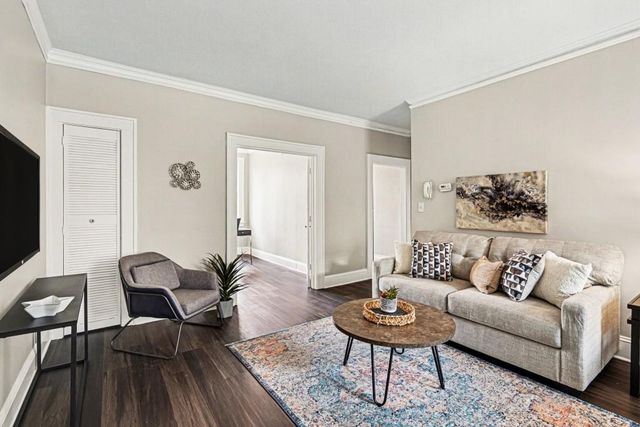 21 Peachtree Memorial Drive NW, Atlanta, GA 30309