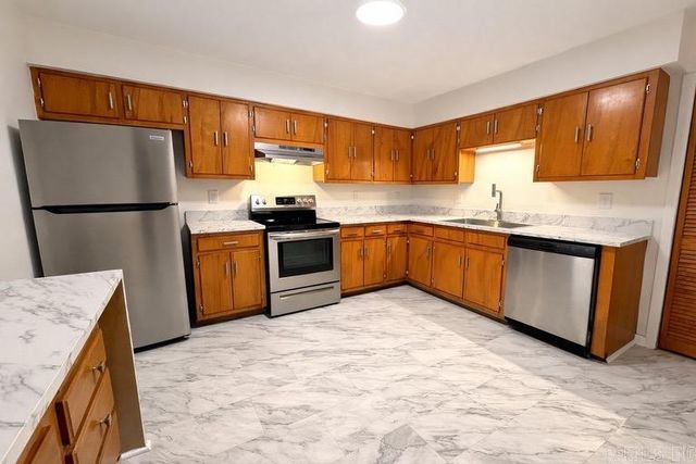 2102 Indian Trail, Forrest City, AR 72335