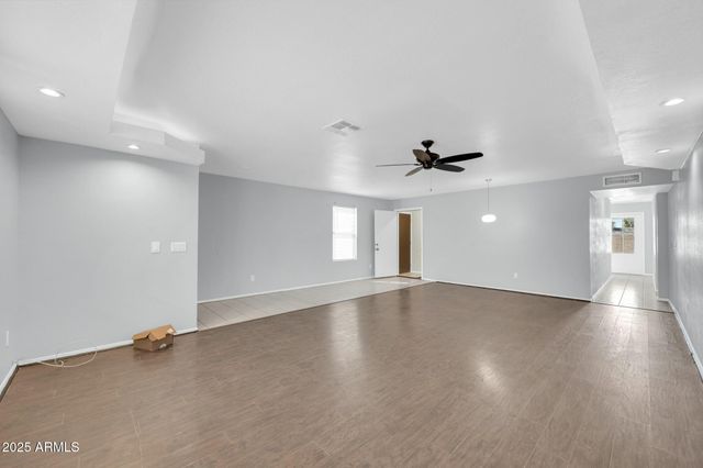 9230 N 82ND Lane, Peoria, AZ 85345