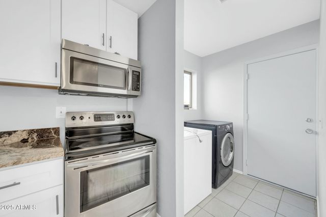 9230 N 82ND Lane, Peoria, AZ 85345