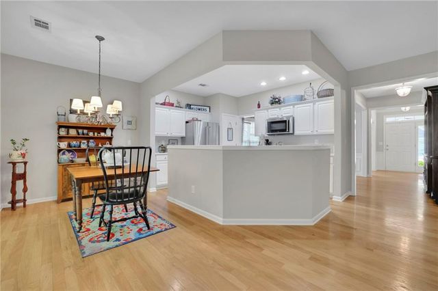 3339 Hampreston Way NW, Kennesaw, GA 30144