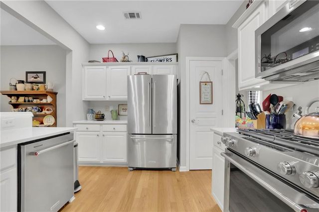 3339 Hampreston Way NW, Kennesaw, GA 30144