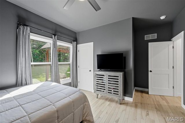 5794 Hillshire Lane, Hillsboro, MO 63050