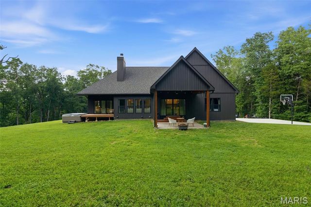 5794 Hillshire Lane, Hillsboro, MO 63050