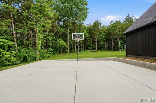5794 Hillshire Lane, Hillsboro, MO 63050
