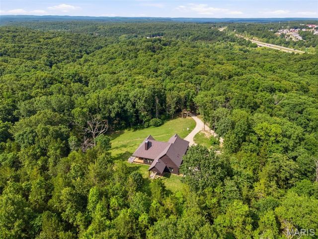 5794 Hillshire Lane, Hillsboro, MO 63050