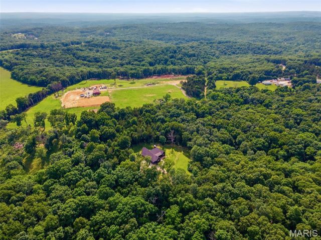 5794 Hillshire Lane, Hillsboro, MO 63050