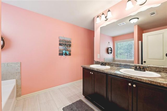 5318 Timber Hills Drive, Oakwood, GA 30566