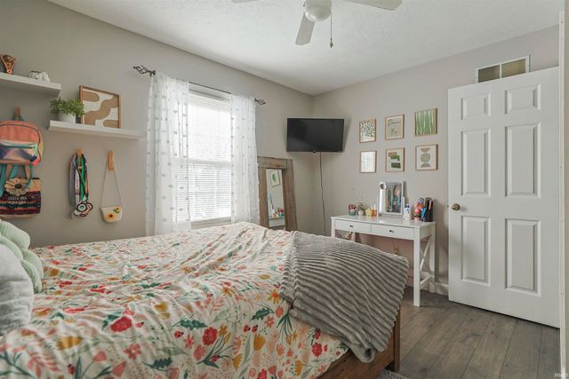 9539 Sunnyside Drive, Plymouth, IN 46563