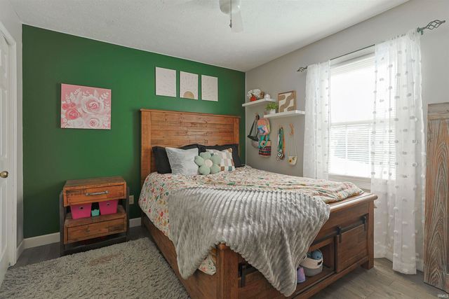 9539 Sunnyside Drive, Plymouth, IN 46563