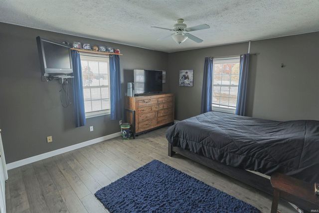 9539 Sunnyside Drive, Plymouth, IN 46563