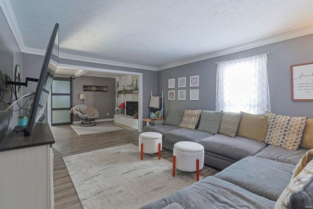 9539 Sunnyside Drive, Plymouth, IN 46563