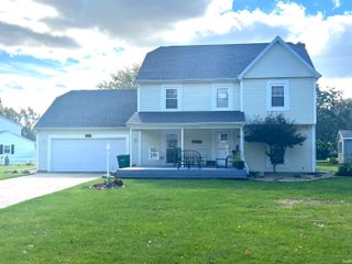 9539 Sunnyside Drive, Plymouth, IN 46563