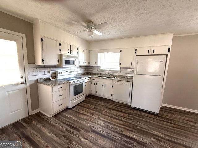 6168 Deans Way, Morrow, GA 30260