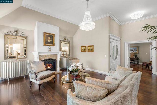 114 Golden Ridge Rd, Alamo, CA 94507