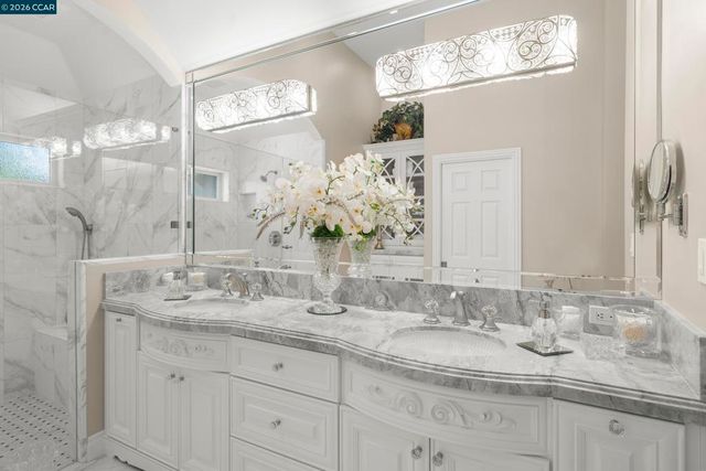 114 Golden Ridge Rd, Alamo, CA 94507