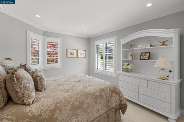 114 Golden Ridge Rd, Alamo, CA 94507