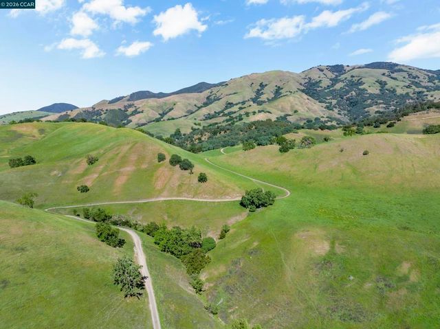 114 Golden Ridge Rd, Alamo, CA 94507