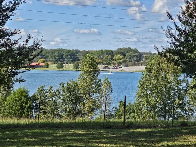 1000 N Vine St, Winchester, TN 37398