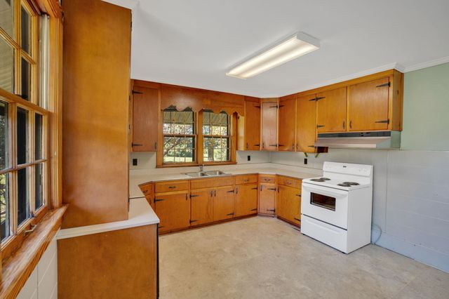 1000 N Vine St, Winchester, TN 37398