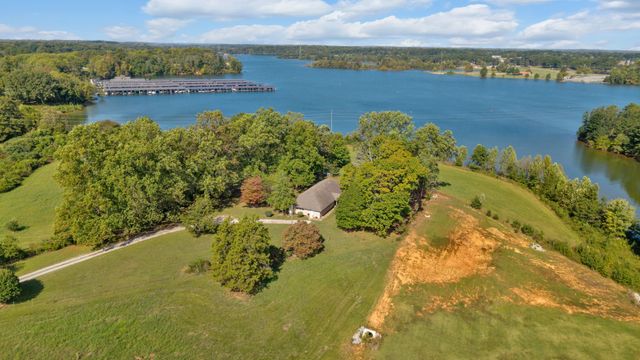 1000 N Vine St, Winchester, TN 37398