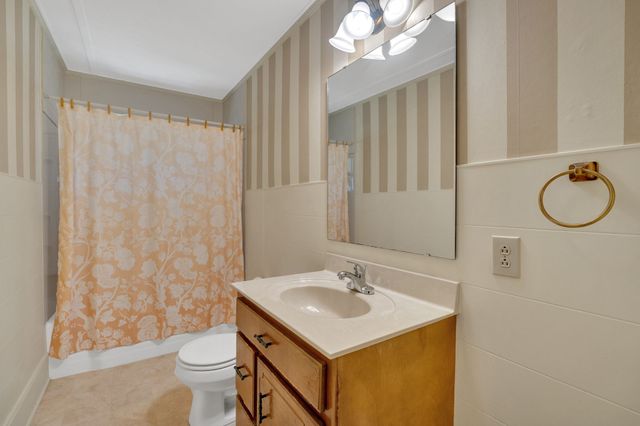 1000 N Vine St, Winchester, TN 37398