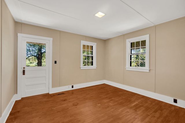 1000 N Vine St, Winchester, TN 37398