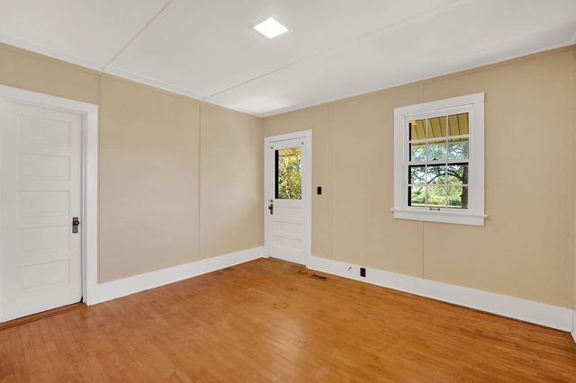 1000 N Vine St, Winchester, TN 37398