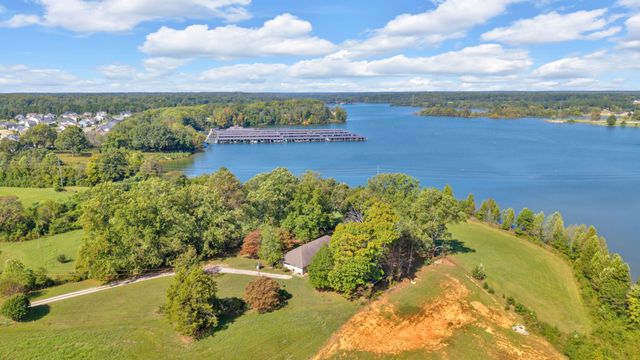 1000 N Vine St, Winchester, TN 37398